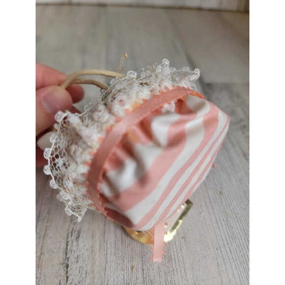 Special touch 1989 pig in basket ornament Xmas vintage - Picture 8 of 8